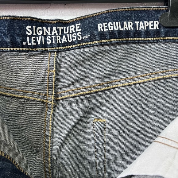 Signature By Levi Strauss Jeans - Picture 2 of 3